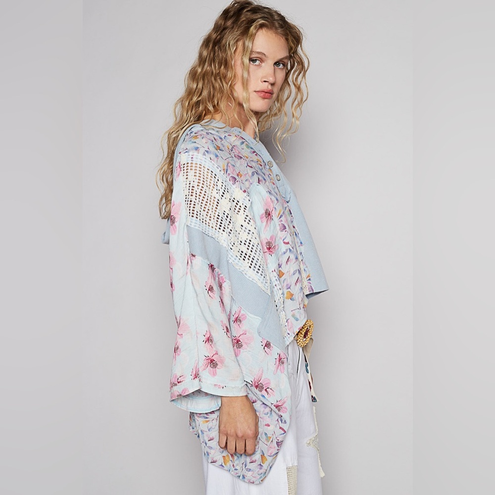 POL Women’s Powder Blue Mixed Media Floral Poncho Hoodie - Picture 3 of 5
